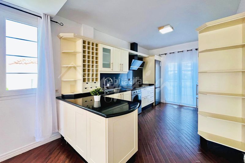 Foto 7b01a7a5-a4a1-41f0-b595-427a98e7a887. Apartament a Playa de Fañabé Adeje