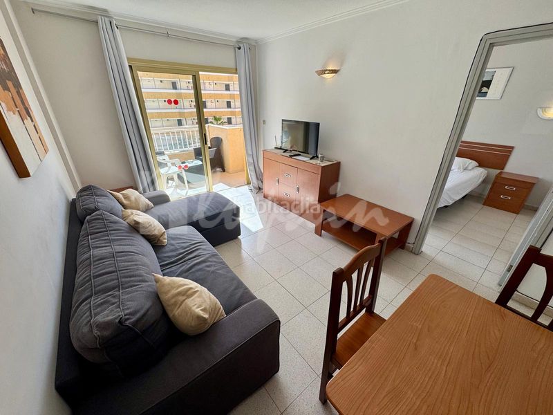 Foto 17eb8ac4-8297-4e90-8772-528c0125f6ab. Apartament a Playa de las Américas Arona