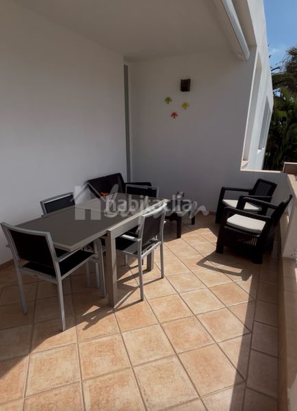 Foto dbb84e27-d6cc-47a5-8a5c-4461270df0a0. Casa adossada a Costa del Silencio Arona