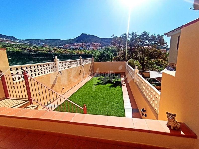 Foto 080b14c9-2f89-4296-923c-8d1bbe090ec7. Casa adossada a Torviscas Centro y Alto Adeje