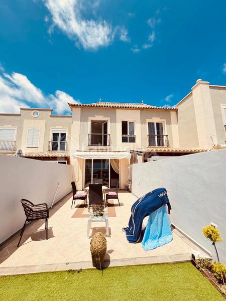 Foto d43fb2e2-c866-4f88-83e7-c5ec4a1b782a. Reihenhaus in Chayofa Arona