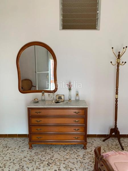 Foto b5f9b609-b7fb-4966-a127-82568348cec0. Casa en calle nuestra señora de la amargura 29 vivienda de dos plantas en Brenes