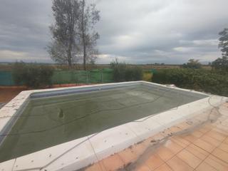 Chalet à Carretera de carmona 53. Chalet en venta en carretera de carmona