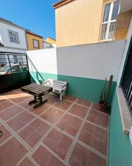 Maison jumelée à Cantillana. Casa adosada en cantillana – 3 hab, 3 baños, patios y cochera