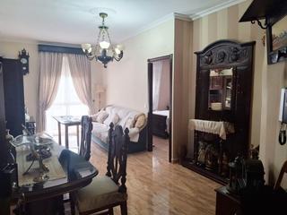 Appartement à Villaverde del Río. Piso en primera planta en villaverde del río – 3 habitaciones, 2
