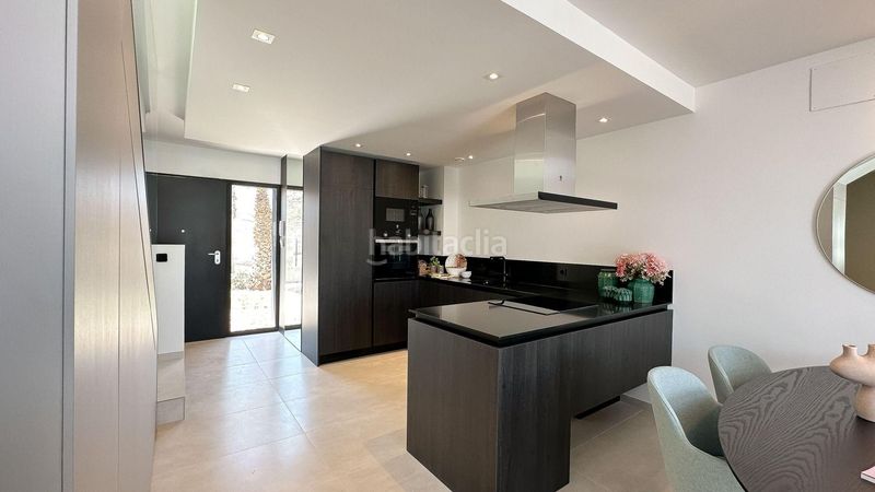 Foto c6a5a2d7-d6b8-4140-bfc9-aaa8f780a5ab. Casa aparellada amb aparcament piscina a Algorfa