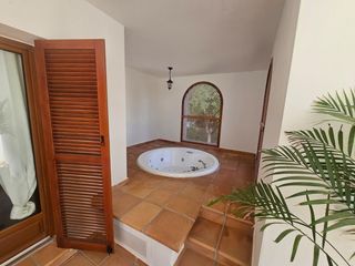 Apartament a Baños y Mendigo. Apartamento de 2 dormitorios con amplia terraza  el valle golf r