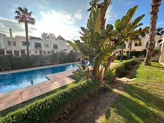 Casa adossada  Calle cantil. Chalet adosado en roda golf calle cantil  ideal para disfrutar d