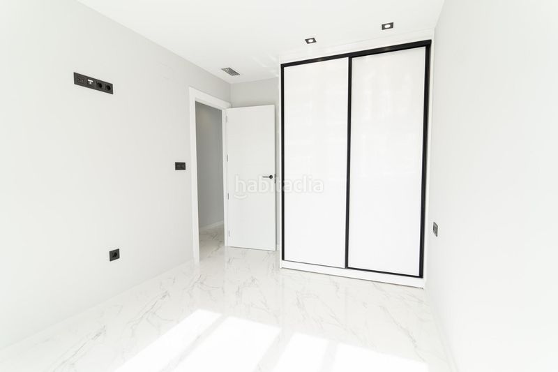 Foto 015ab77a-e028-4e33-9a13-d0e49b110294. Chalet complejo residencial de nueva obra en punta prima en Orihuela