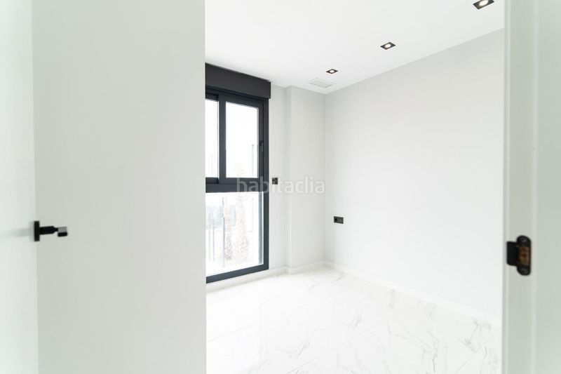 Foto 2384dc14-9979-4065-b3cc-b929b4eb0958. Chalet complejo residencial de nueva obra en punta prima en Orihuela