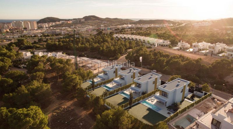 Foto 4b2989c3-e27a-4606-9d34-55166d5ca771. Xalet amb aparcament piscina a Golf Bahía Finestrat