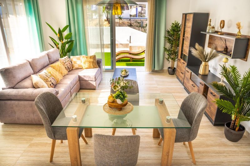 Foto e102e62b-9f7e-450b-bde3-aaf212c2a4f6. Xalet amb aparcament piscina a Rojales