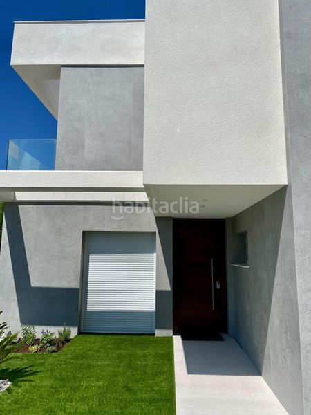 Foto e47655c8-6ce2-49c3-9aa8-a5958f499b5a. Chalet avec parking piscine dans Golf Bahía Finestrat