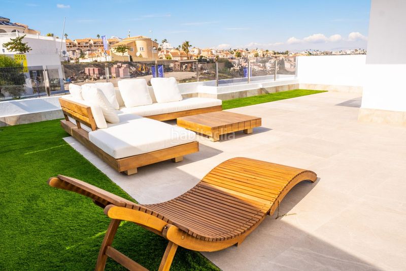 Foto fe75f937-3c9a-48da-ab60-bce559e47517. Xalet amb aparcament piscina a Rojales