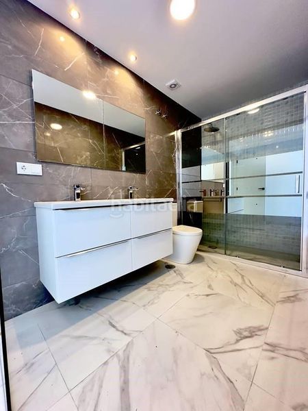 Foto 26786ed2-1832-4b30-b7bd-e3f9eab92265. Xalet amb piscina a Rojales