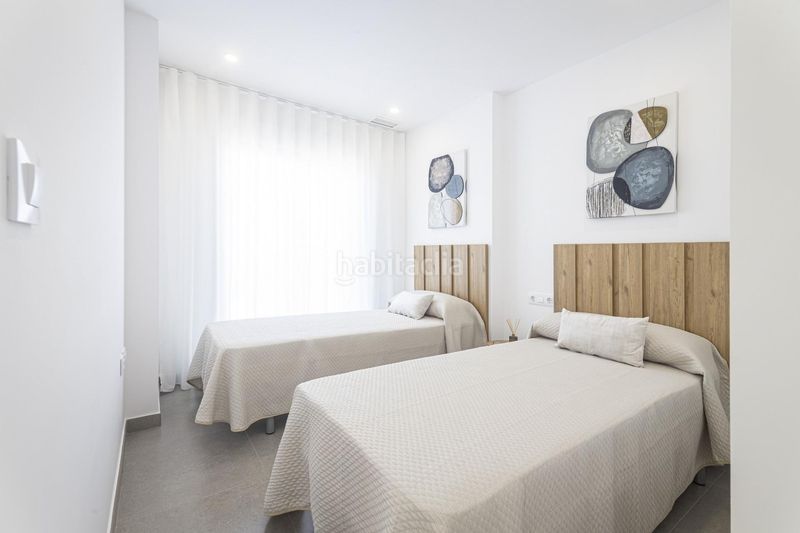Foto 16d22fd2-ea82-43e8-b83b-1fb1f6b441ed. Apartament amb aparcament piscina a Tomás Maestre Manga del Mar Menor (La)