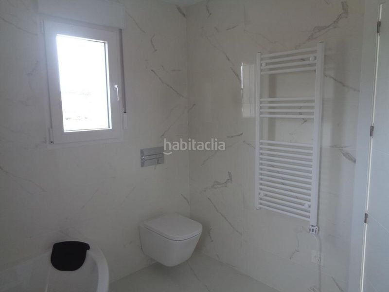 Foto 8350c370-39ff-46f6-be10-f04ee35e2312. Xalet amb piscina a Pinoso