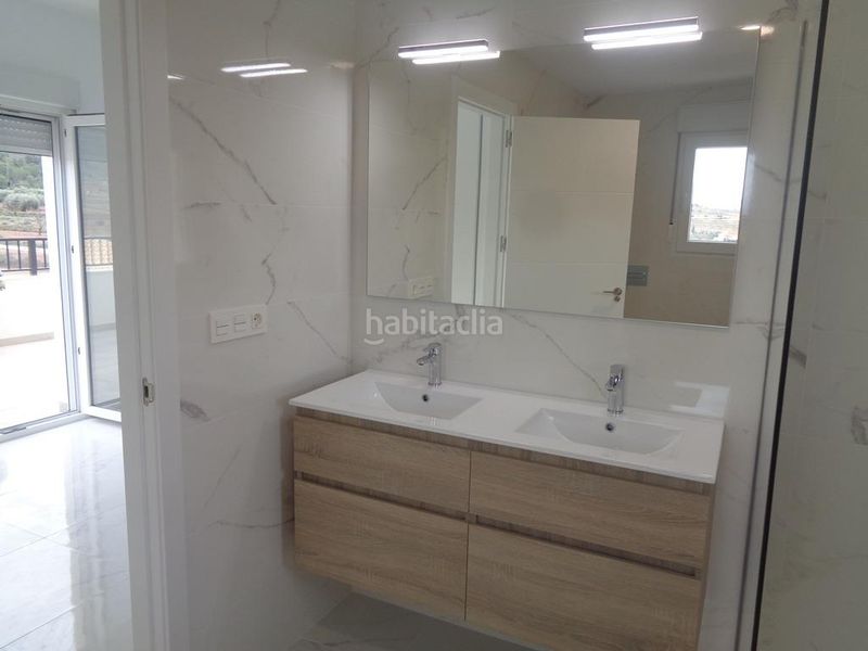 Foto d071e372-44a1-44c3-848b-b8caf900b76c. Xalet amb piscina a Pinoso