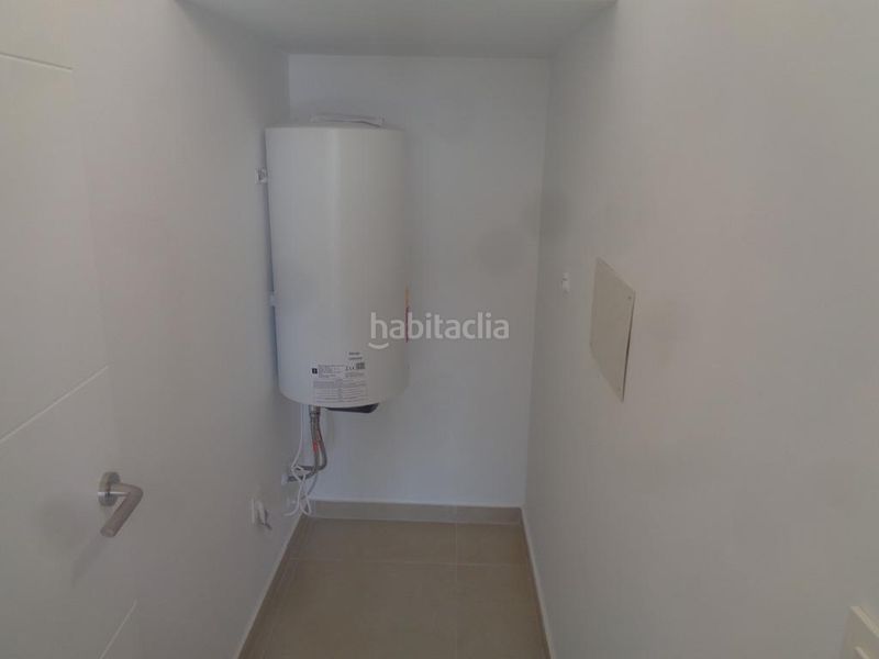 Foto f5a9d49f-ac5f-4487-9d31-833a05d123a3. Xalet amb piscina a Pinoso