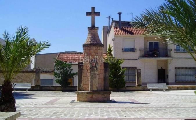 Foto 1c1bfcb3-ff8d-425d-9919-bf255aba7e49. Xalet amb aparcament piscina a Romana (la)