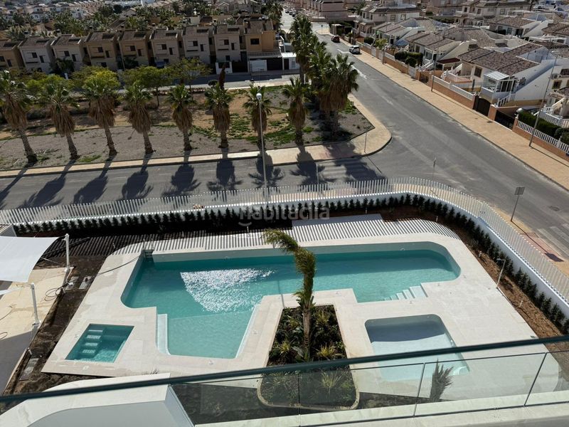 Foto ad1cde8b-cd13-413d-960d-50ade8128bf1. Planta baixa amb aparcament piscina a Lomas de Cabo Roig - Los Dolses Orihuela