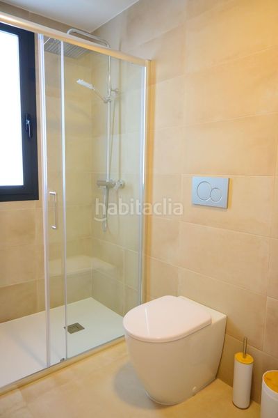 Foto e5bcedad-78c4-4dda-a46c-bbeb3fdd9e5b. Casa aparellada amb aparcament piscina a Dolores