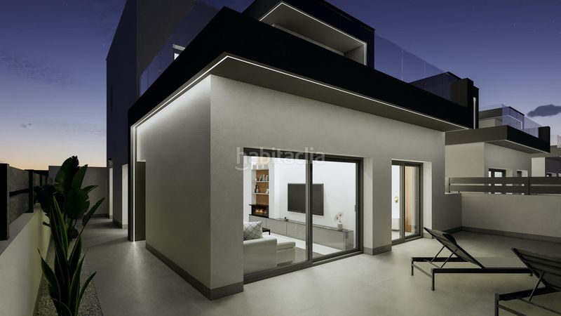 Foto cde2ee90-fa50-491a-a977-6adbcac3826d. Casa aparellada amb aparcament piscina a Benijófar