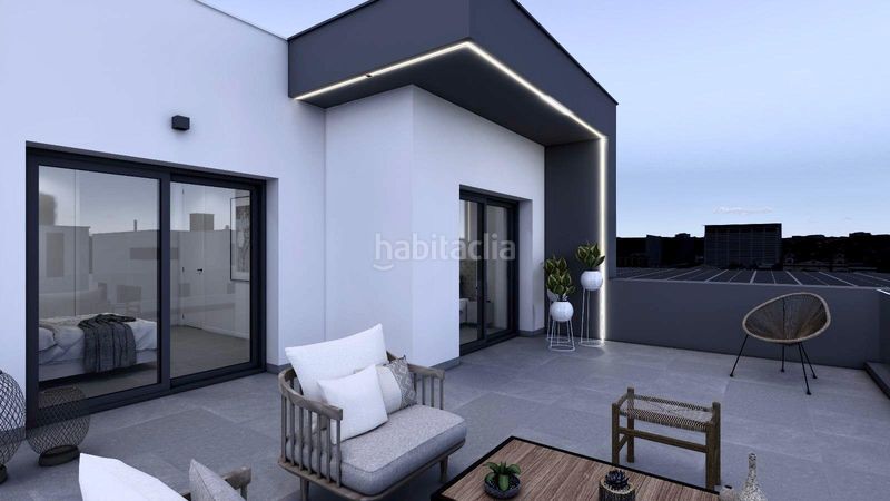 Foto e2caf108-c034-4683-b2f1-fe8a2bcfaf03. Casa aparellada amb aparcament piscina a Benijófar