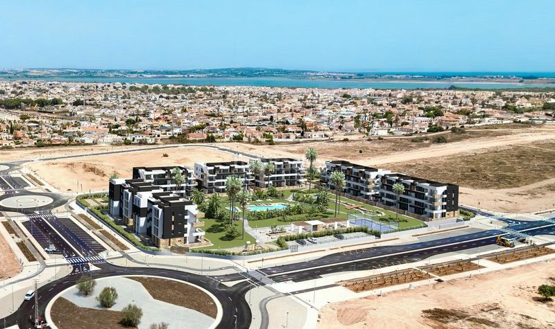Foto 1d494294-9cc7-4b1f-9f54-7066dc1fd4c8. Piano terra con riscaldamento parcheggio piscina in Torrevieja