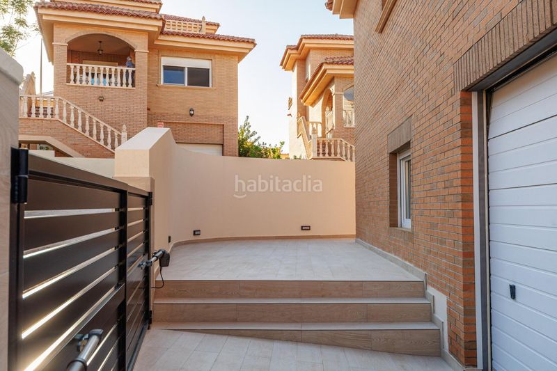 Foto 59457c7a-795d-4f06-92a7-08bab2274ac3. Xalet amb aparcament piscina a Rojales