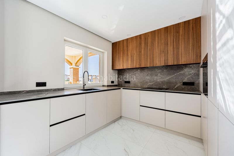 Foto 856d3ddc-67e1-4f67-814a-a87ad6e7de14. Xalet amb aparcament piscina a Rojales