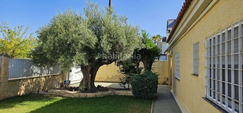 Foto 0831f809-be56-4d9b-bc9d-a06f1f46db12. Chalet en Campoamor Orihuela