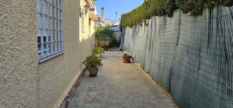 Foto ac26f217-805f-4f6e-889e-1eb4f122d174. Chalet en Campoamor Orihuela