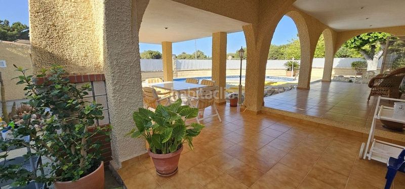Foto ec061410-6dfb-46db-acb0-37be70d3884a. Chalet en Campoamor Orihuela