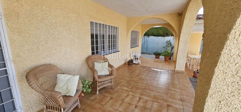 Foto eeea82fe-38ce-4246-a944-0ba83f184f85. Chalet en Campoamor Orihuela