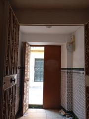 Casa  Calle tejar. Casa semicentrica para reformar