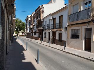 Piso en Calle alhama 68. Piso bajo para entrar a vivir
