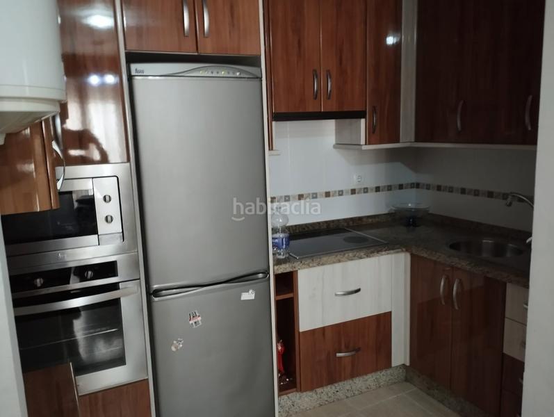Foto ccbc399f-a54c-48b4-b0c6-32f1fc42a3b8. Piso en calle alhama 68 piso bajo para entrar a vivir en Lucena