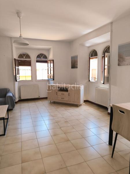 Foto 1d26e015-85a5-4486-ad2f-cc1b0de32d7b. Alquiler piso en calle martín belda 29 piso en alquiler por habitaciones solo para estudiantes en Cabra