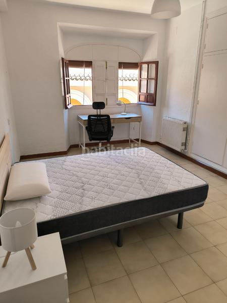 Foto c072514c-2cd4-406d-b74a-9ed1347862ef. Alquiler piso en calle martín belda 29 piso en alquiler por habitaciones solo para estudiantes en Cabra