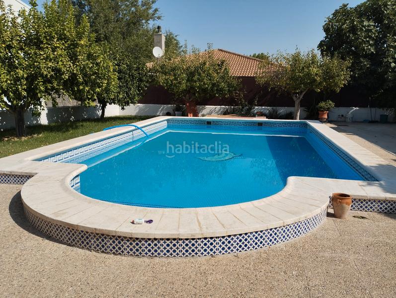 Foto 164023e9-f805-4ed1-ba08-0001b661f113. Xalet amb xemeneia piscina a Cabra