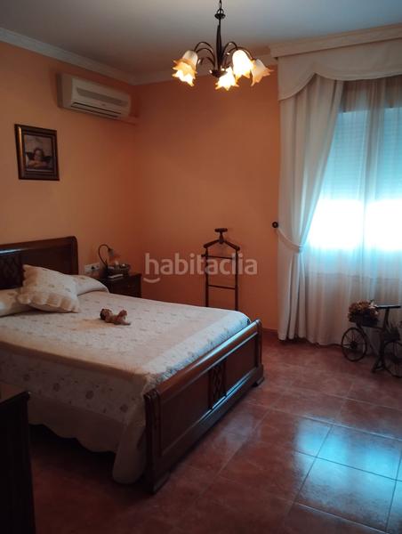 Foto 4dd6e682-b267-4deb-bc4f-d11041f5fc94. Xalet amb xemeneia piscina a Cabra