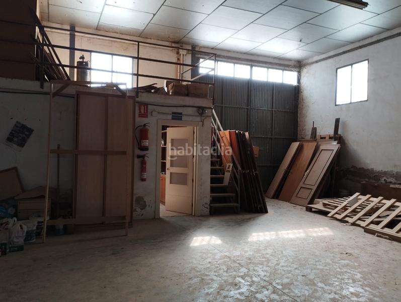 Foto 8f2ee51d-6343-43a6-b06d-7cf9f023a0c5. Capannone industriale in Poleares Lucena