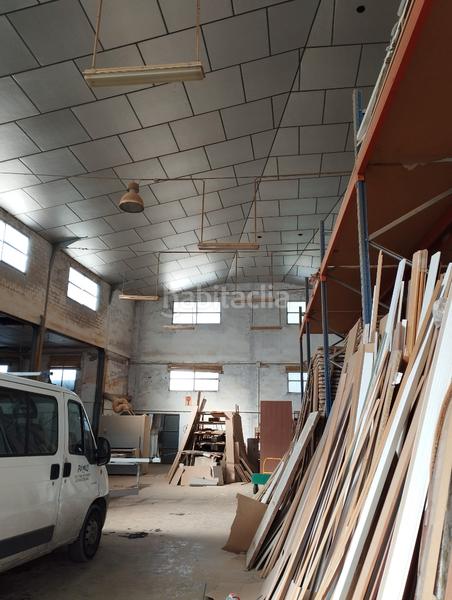 Foto abb5f194-e762-4e80-bf44-fa65a2875922. Capannone industriale in Poleares Lucena