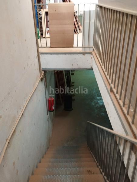 Foto befe0371-2a3c-4ee3-a0f5-bee882b55db5. Capannone industriale in Poleares Lucena