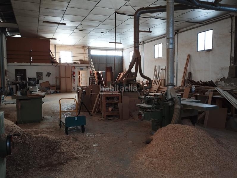 Foto e635e9f9-7118-4f38-90b9-860100312b23. Capannone industriale in Poleares Lucena