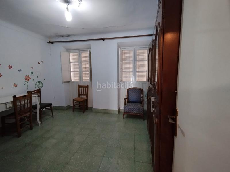 Foto 391f7707-7b63-42ba-a59f-a61d53eb00c5. Casa  en el centro en Cabra