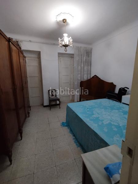Foto d80e857c-0dbb-481b-8616-13ae8580c0ed. Casa  en el centro en Cabra
