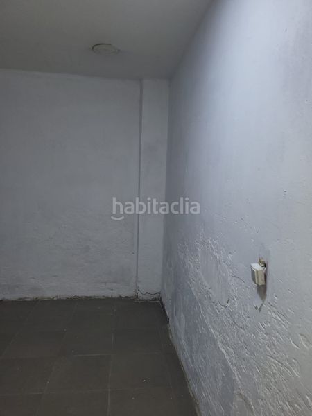 Foto c0242a3e-edfa-4843-a50e-94fae47022a8. Local comercial a calle priego 38 a Cabra