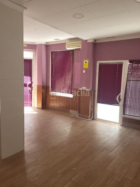 Foto e50c3a5c-78f3-4218-b7c4-c4964dc963a5. Local comercial a calle priego 38 a Cabra